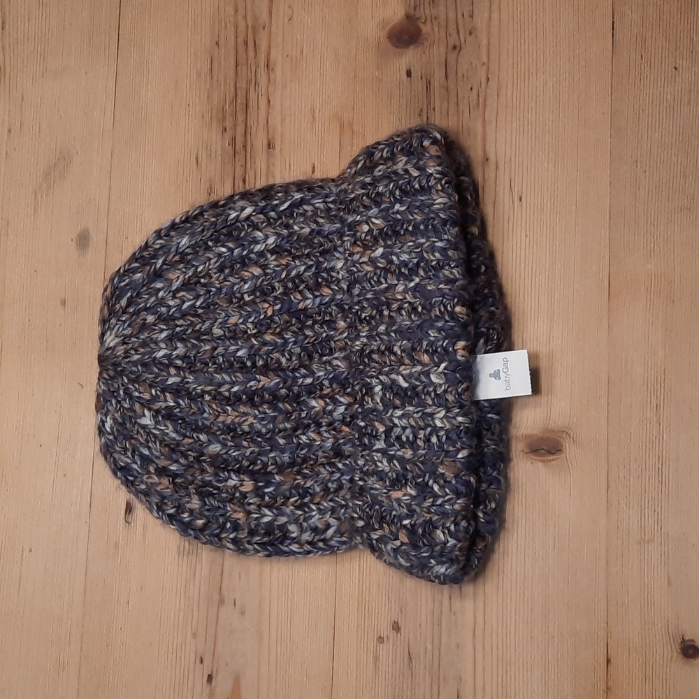 Baby gap small/medium baby toddler hat unisex